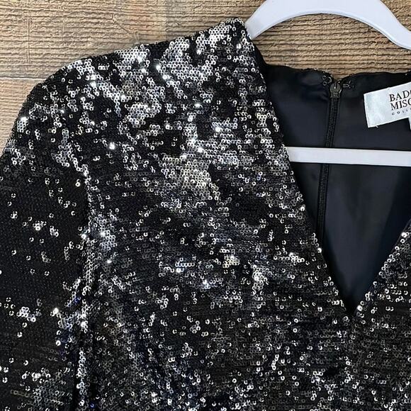 Badgley Mischka Black Sequin V-Neck Short Sleeve Shift Dress SZ 12 - Picture 3 of 9
